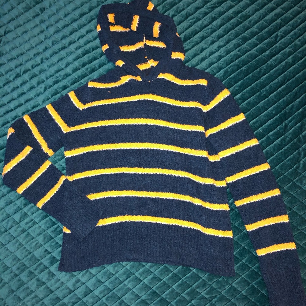 Teen girls blue and yellow sweater hoodie